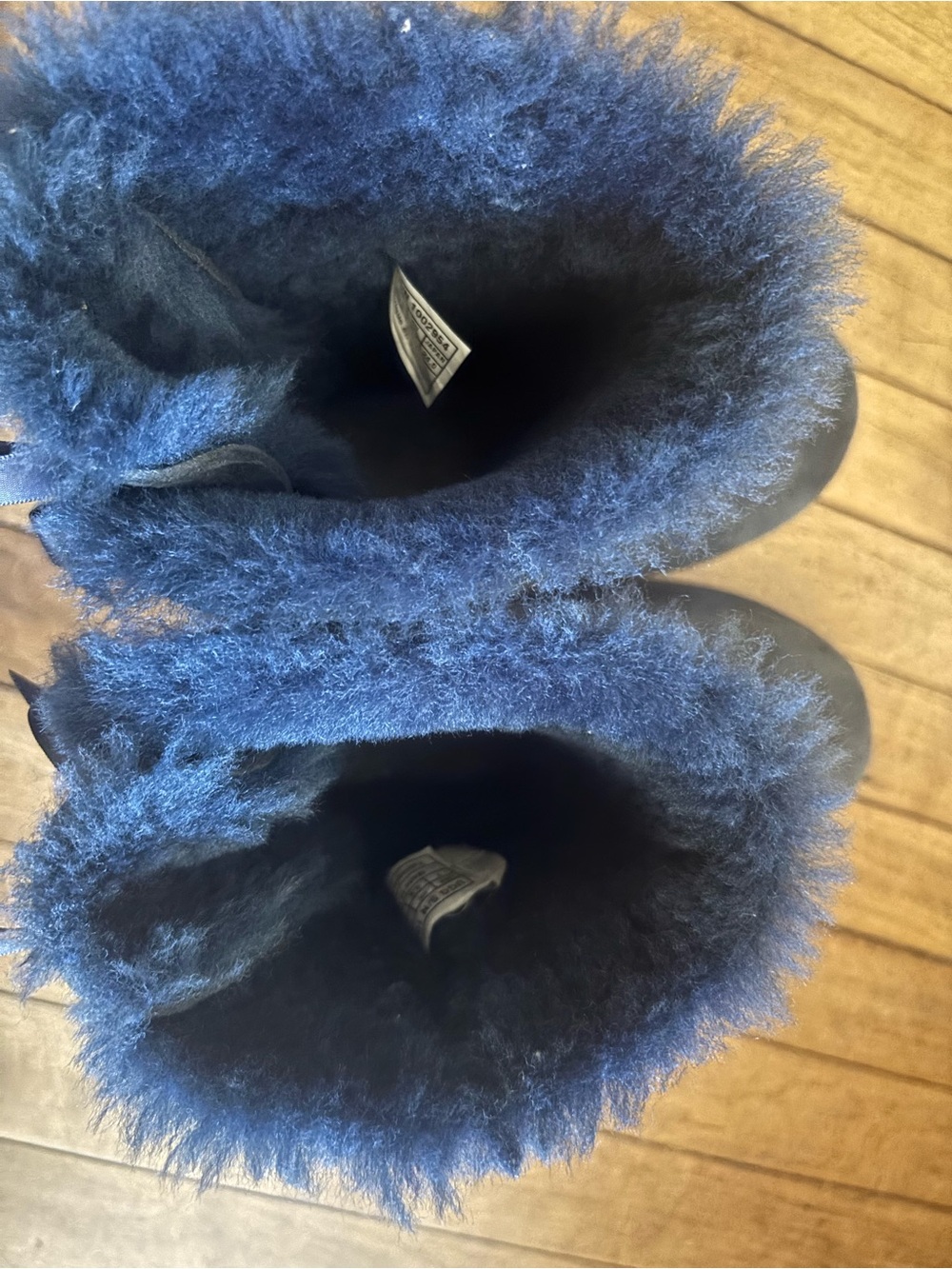UGG Australia Navy Blue Bailey Bow II Boots - Picture 7 of 7